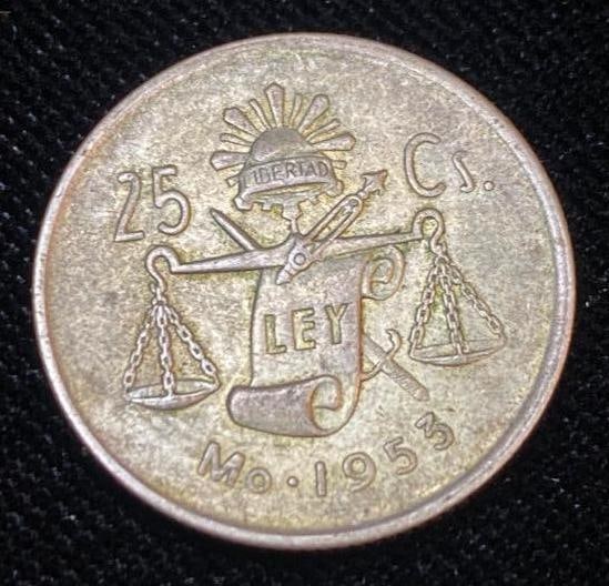1953 Mexican Silver 25 Centavos Coin (1 of 4)