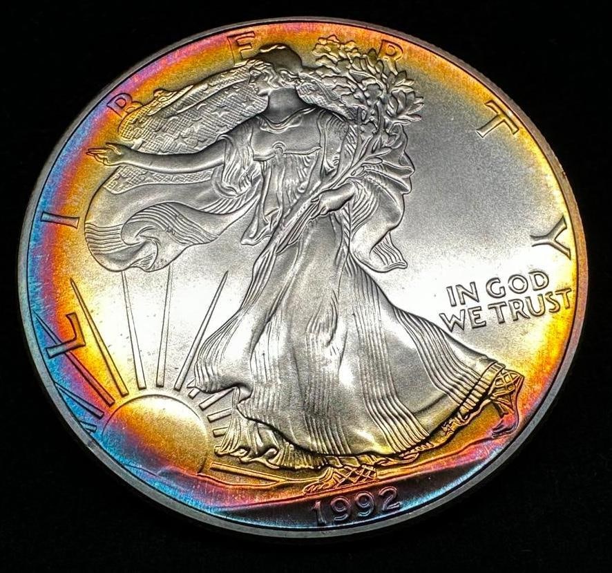 1992 US Mint .999 Fine Silver Eagle (1 of 2)
