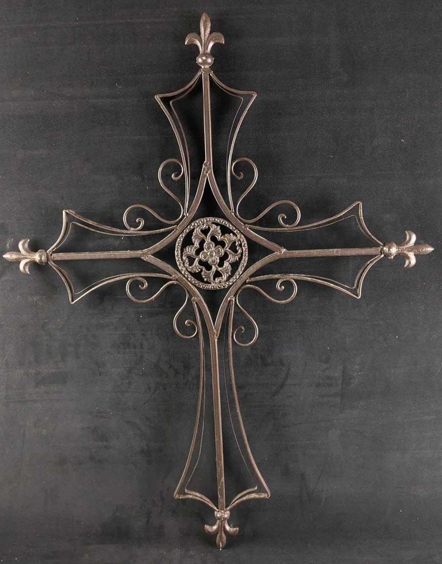 Metal Wall Cross Decoration (1 of 4)