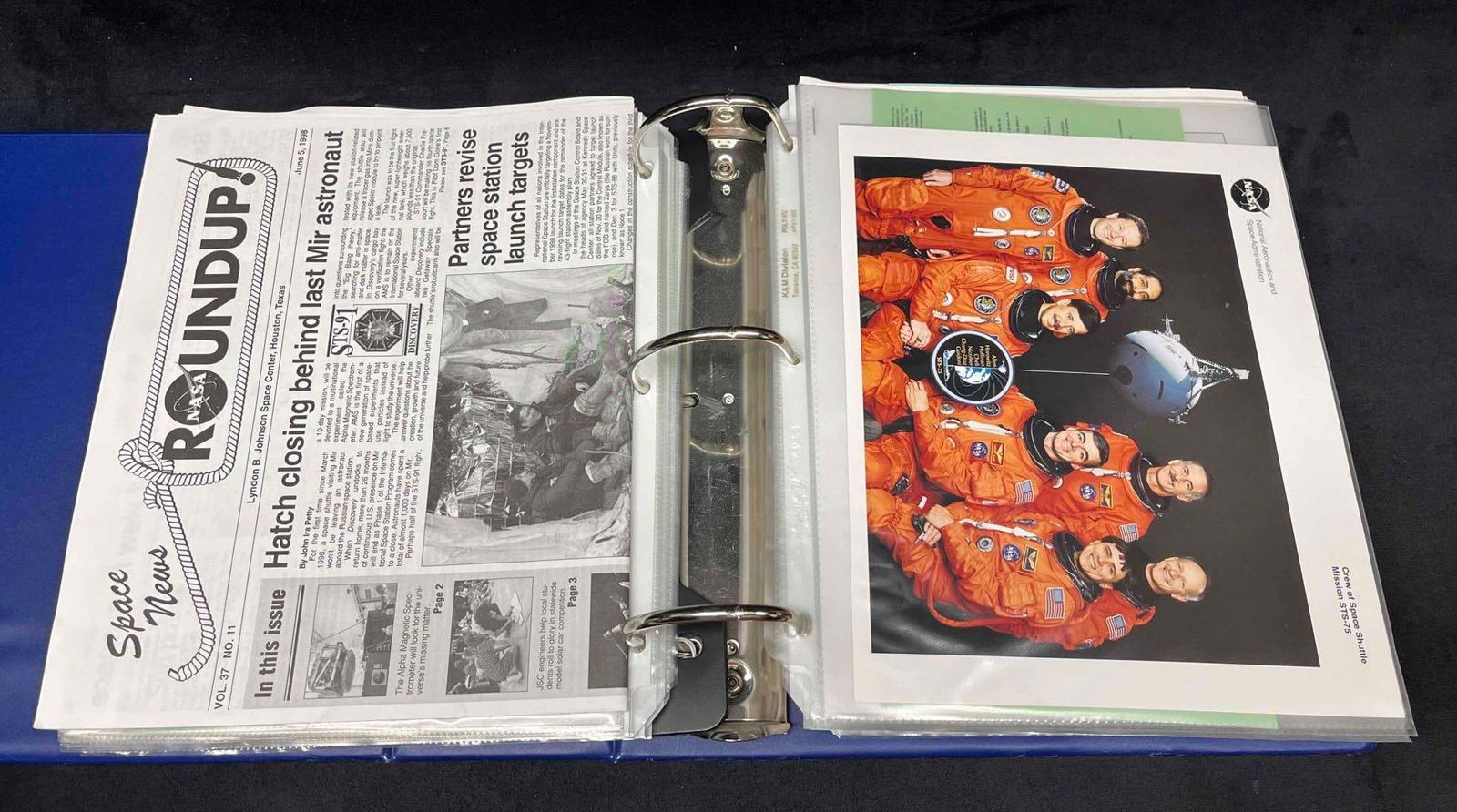 NASA Memorabilia Binder (JBH25) A (1 of 14)