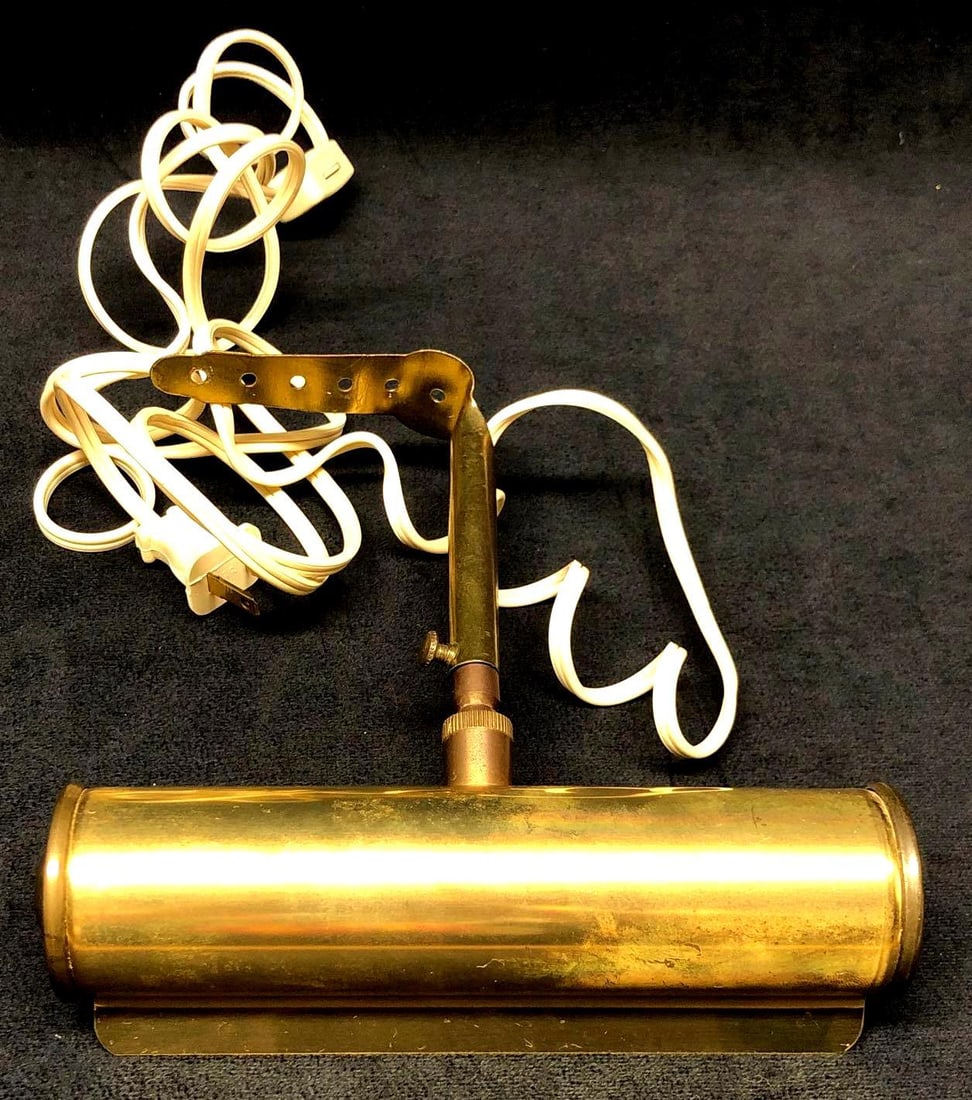 Vintage 7-1/4" Brass Tone Picture Light for Artwork (1 of 4)