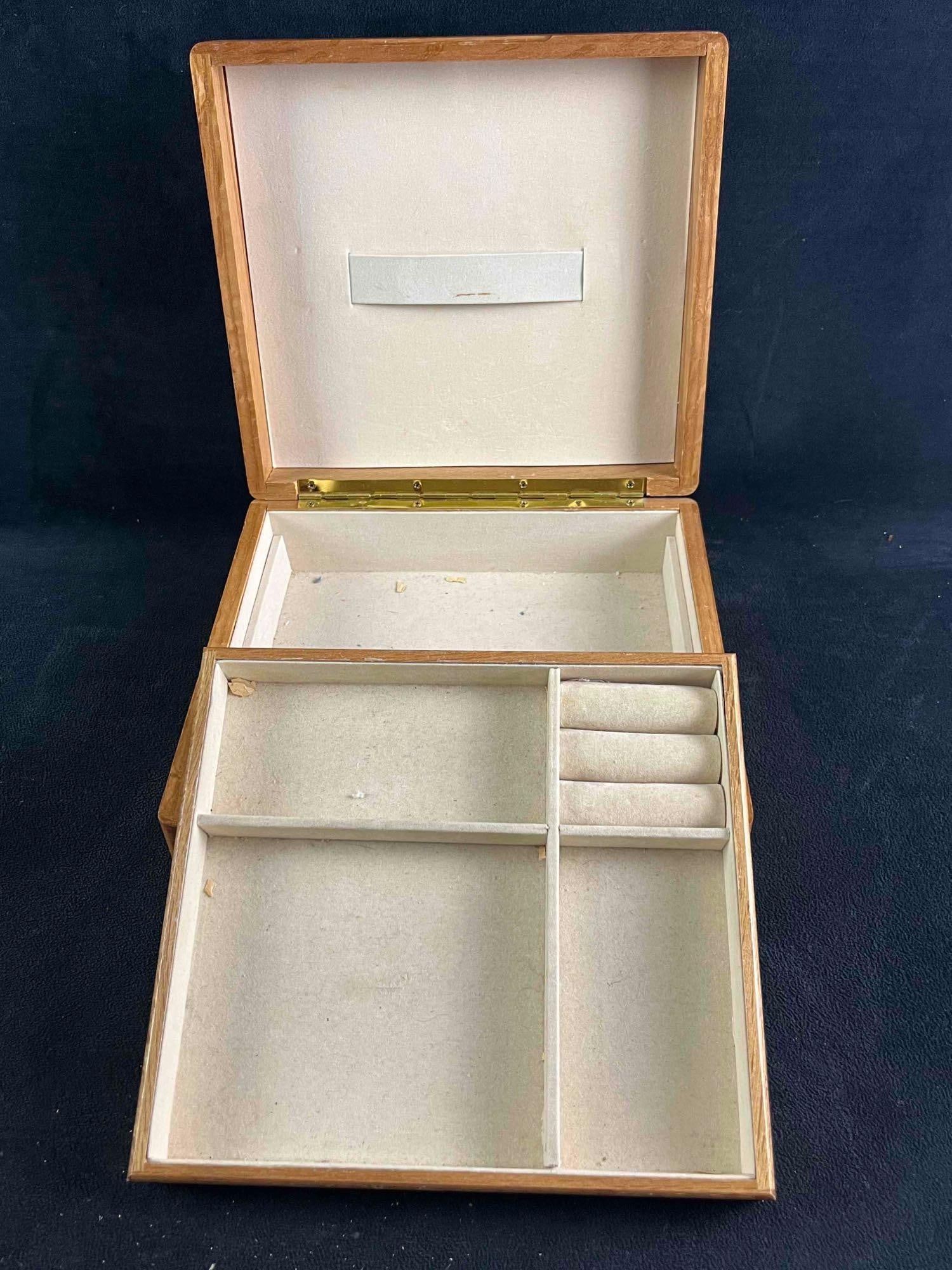 Vintage Wood Jewelry Box With Tie Clips/Bars (1 of 5)
