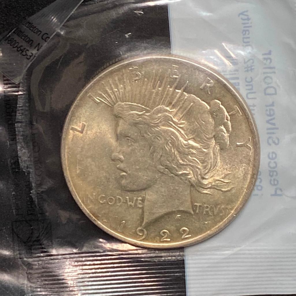 1922 P Peace Dollar AU (1 of 2)