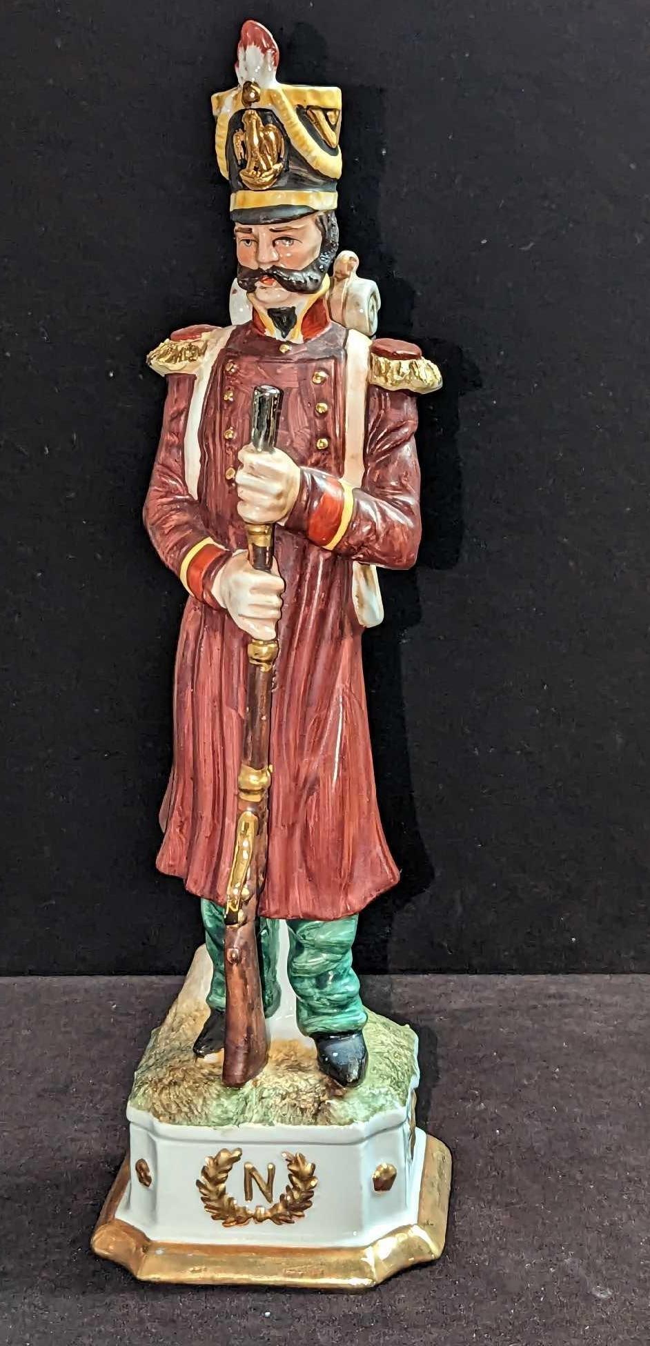 Vintage Capodimonte Military Solider Figurine JB (1 of 7)