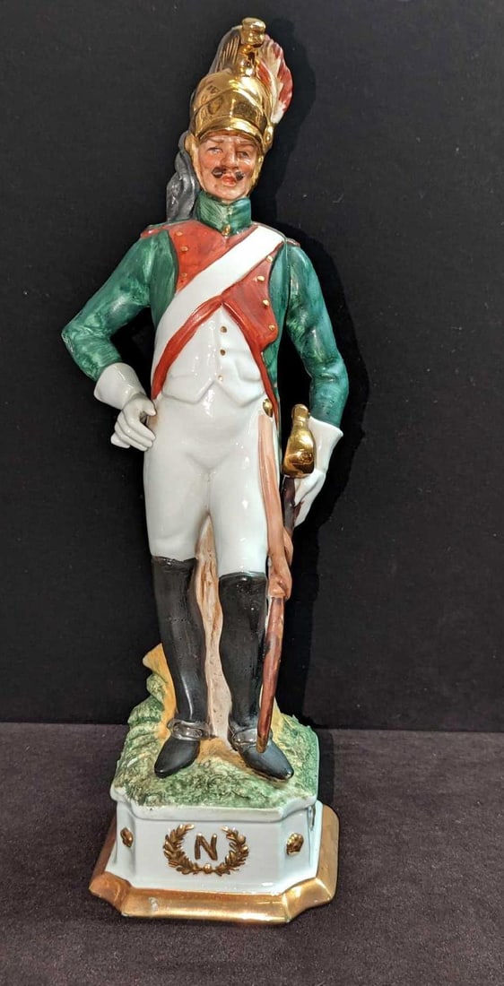 Vintage Capodimonte Sword Helmed Solider Figurine JB: Vintage Capodimonte Sword Helmed Solider Figurine JB. This is approx 3 3/4" x 3 3/4" x 12 1/2" and it weighs 1.62lb. The figurine has some wear and color loss.