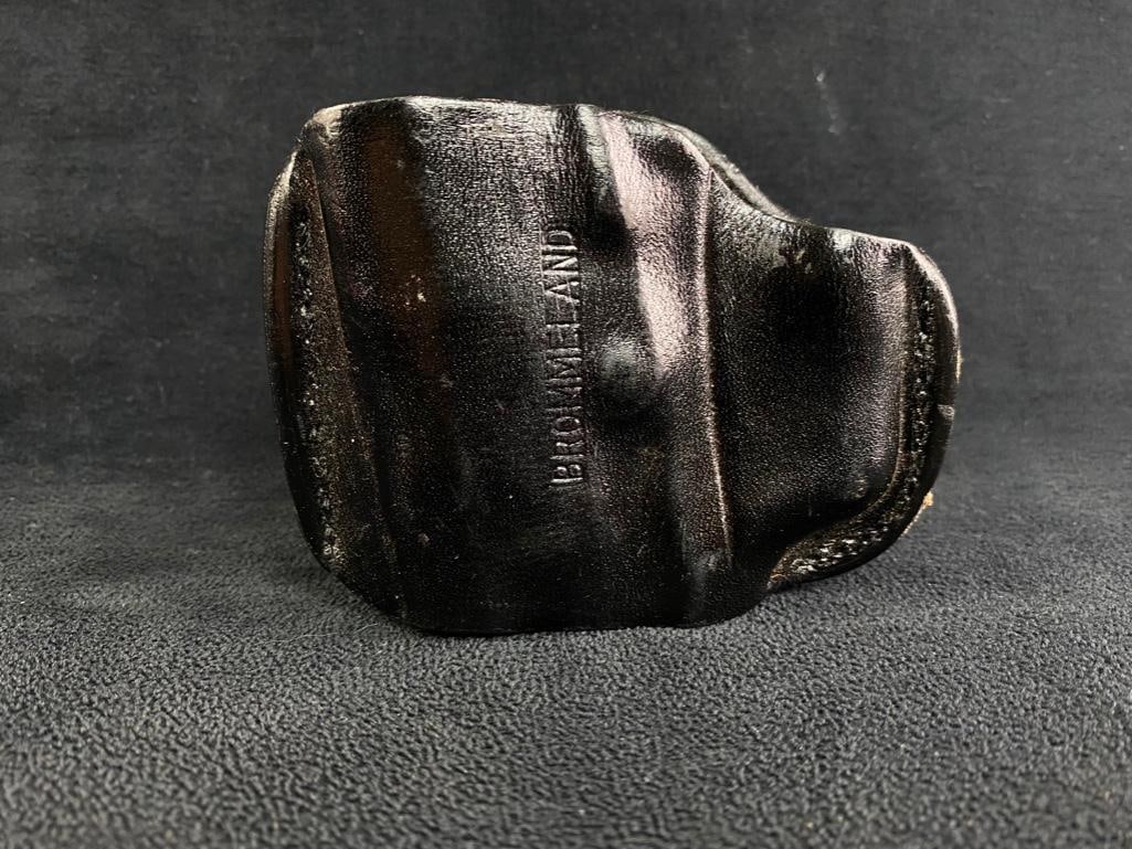 Brommeland Black Leather Slide Belt Holster (1 of 5)