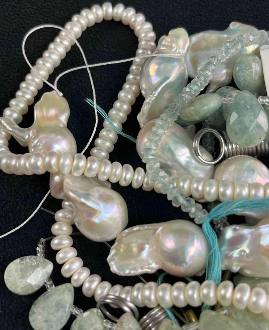 Assorted Pearls and Gemstones (1 of 9)