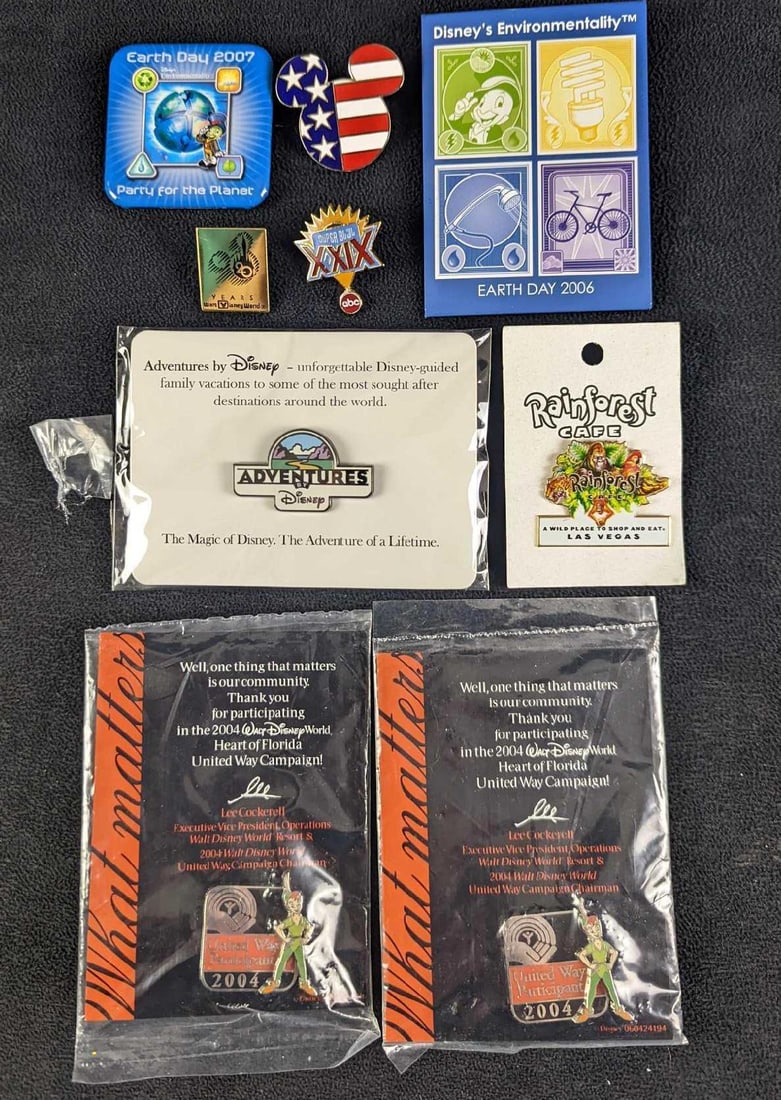 9 Disney NFL Peter Pan Rainforest Cafe Pins (1 of 10)