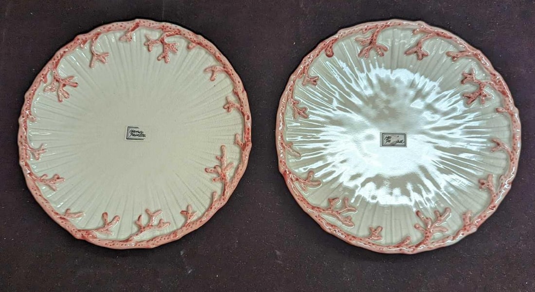 2 Vintage Retired Fitz & Floyd Oceana Salad Plates A K57: 2 Vintage Retired Fitz & Floyd Oceana Salad Plates A K57. Each is approximately 7 1/2" x 7 1/2" x 3/4" and the total weight is 1.60lb. Both plates have crazing and "Hand-Painted