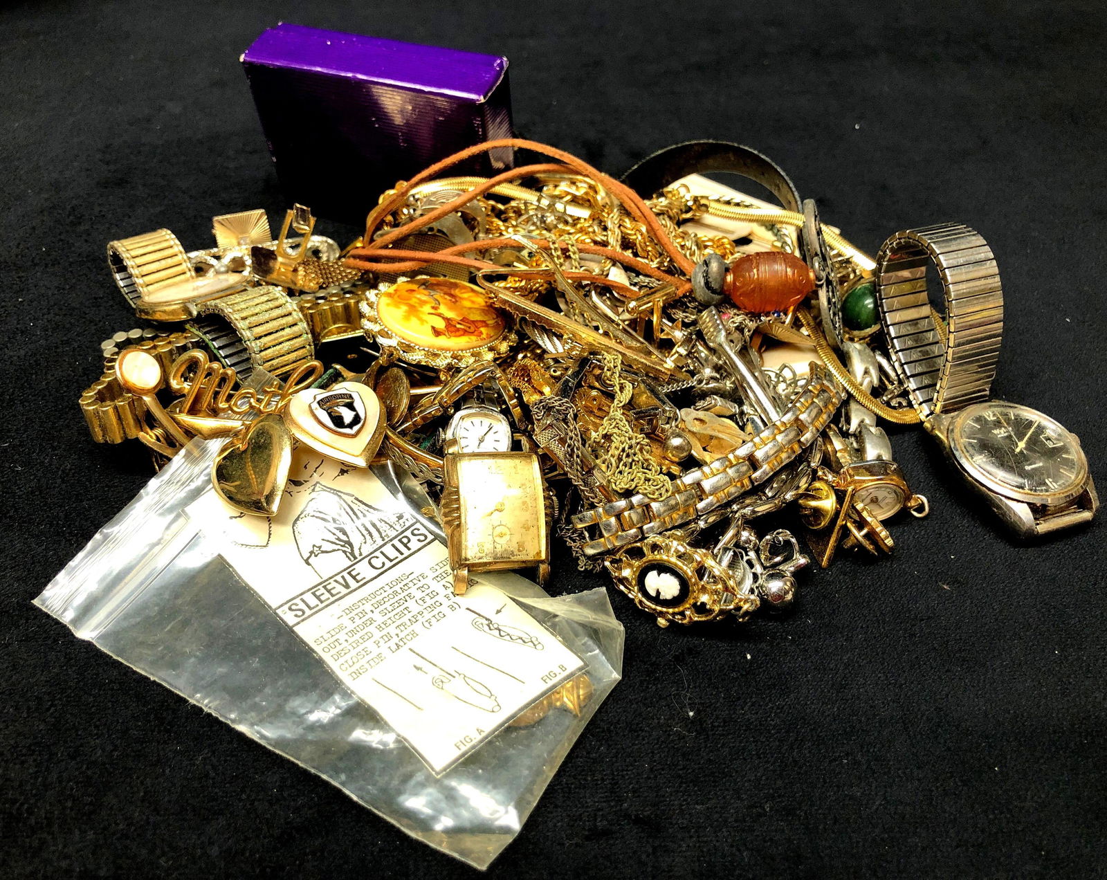 Large Lot of Assorted Jewelry, Pins, Watches (ER#7) (1 of 8)