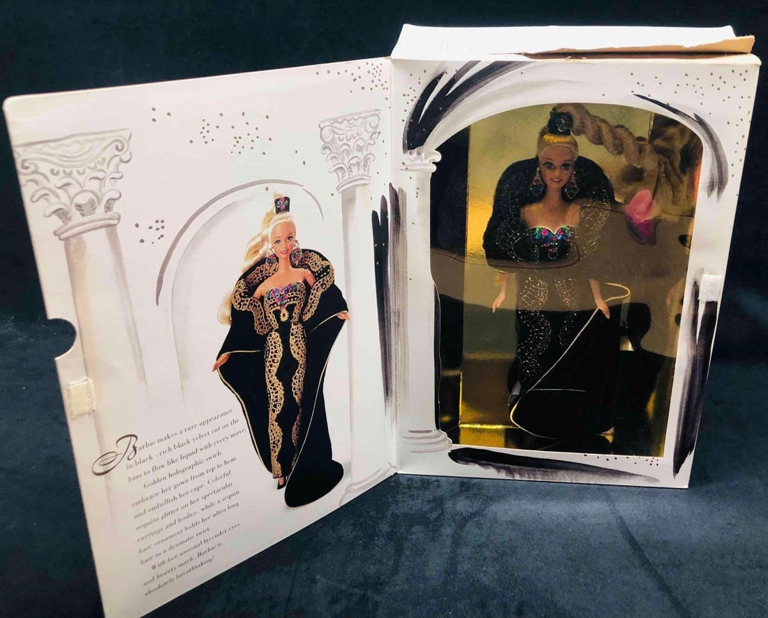 Classique Collection Midnight Gala Barbie 1995 In Original Box. (1 of 10)