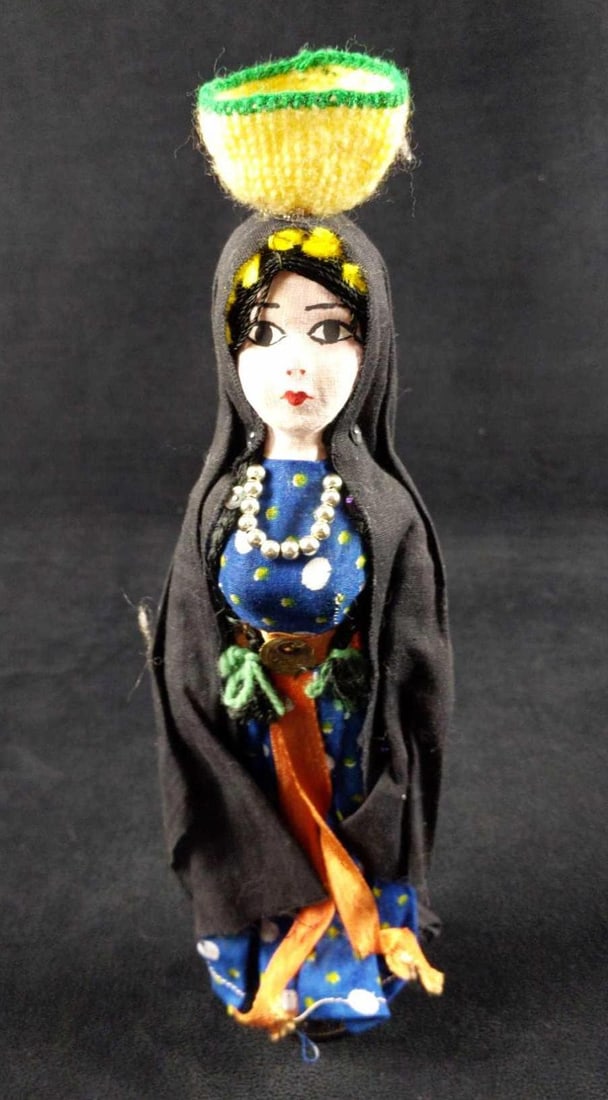 Vintage Hand Made Souvenir Doll With Basket On Head: Vintage Hand Made Souvenir Doll With Basket On Head. Not sure what country this is from as it's not marked. Could be India or Africa. Doll has plush insides with a hand-painted fabric body. Maker 
