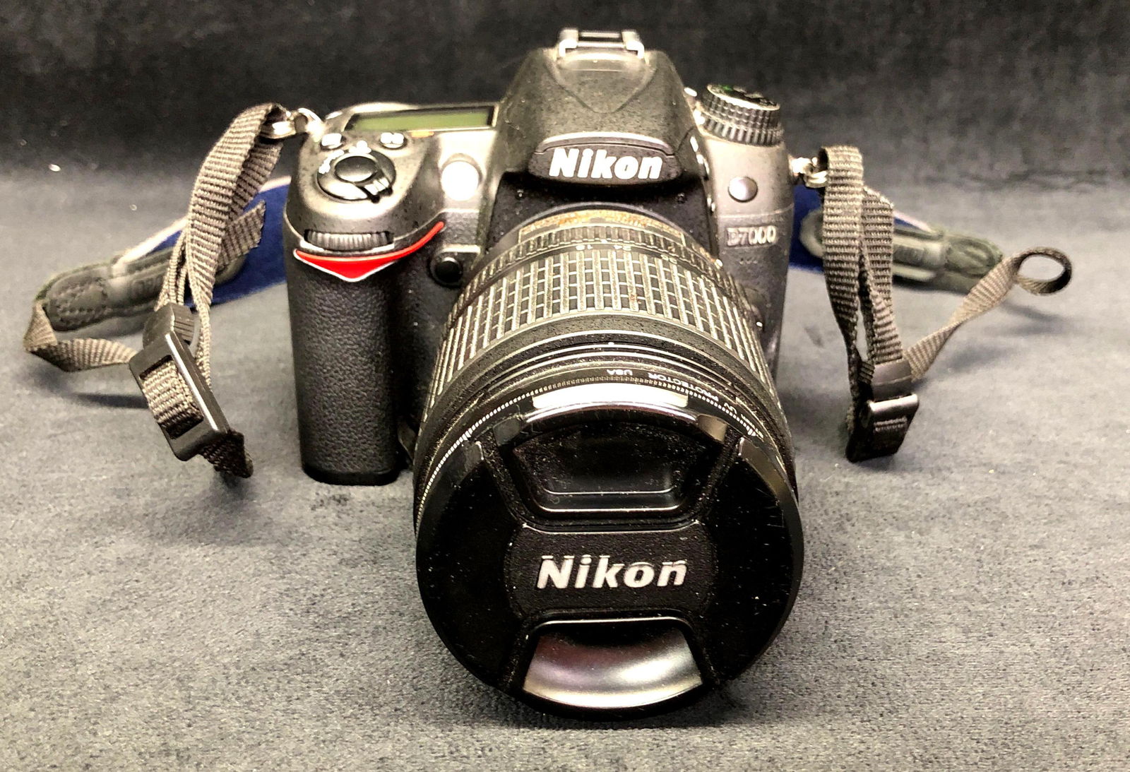 Nikon D700 Digital Camera + DX 18-105 Lens + Accessories (JB 223) (1 of 11)