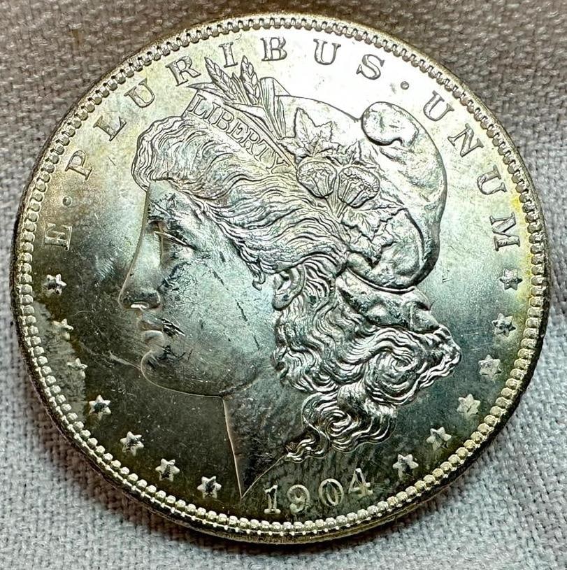 1904 O Morgan Silver Dollar Uncirculated (1 of 2)