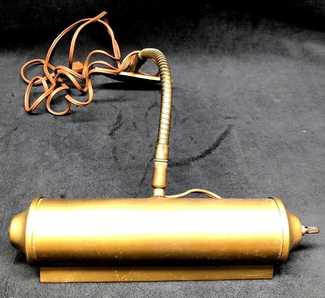 Vintage 11" Brass Tone Picture Light for Artwork (1 of 5)