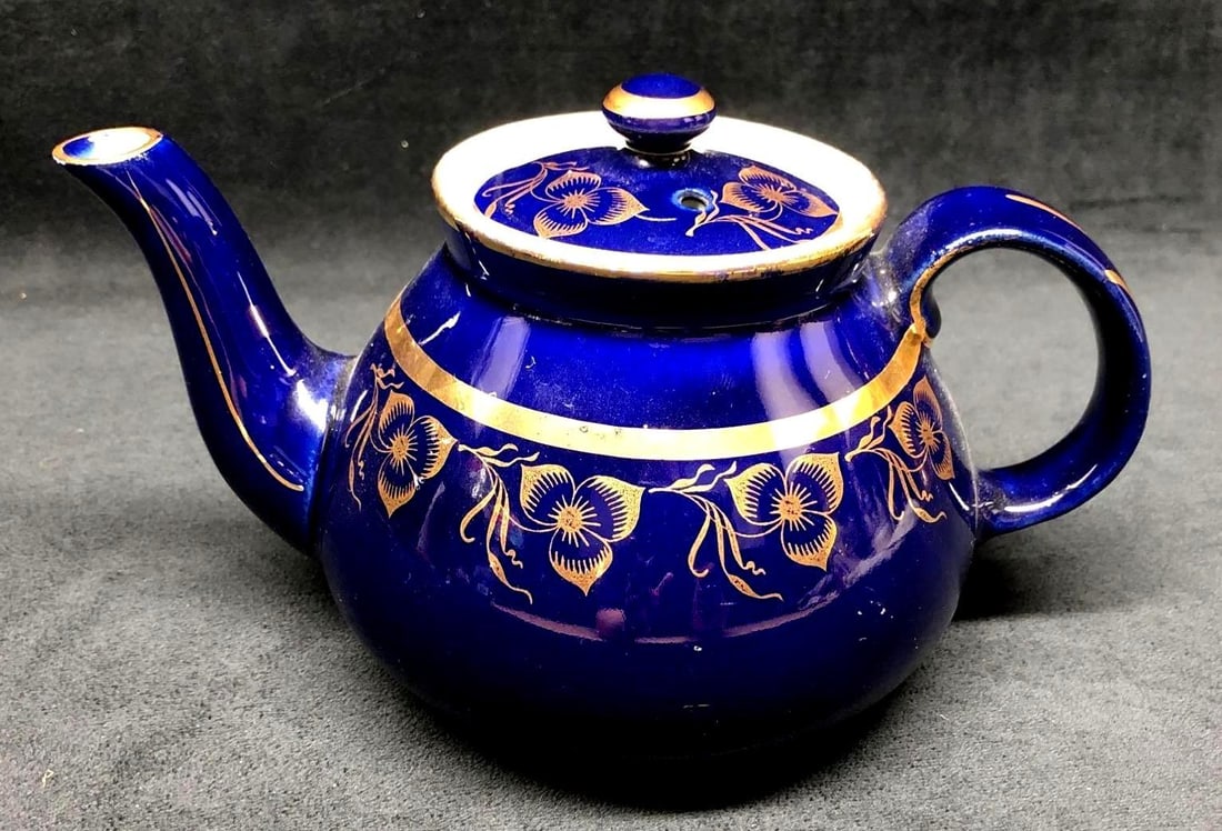 Vintage Hall China New York Trillium Tea Pot (1 of 8)