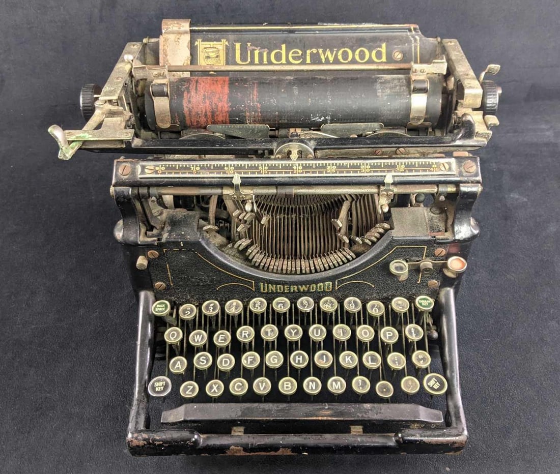 Underwood Typewriter — HRJ Events & Vintage Rentals