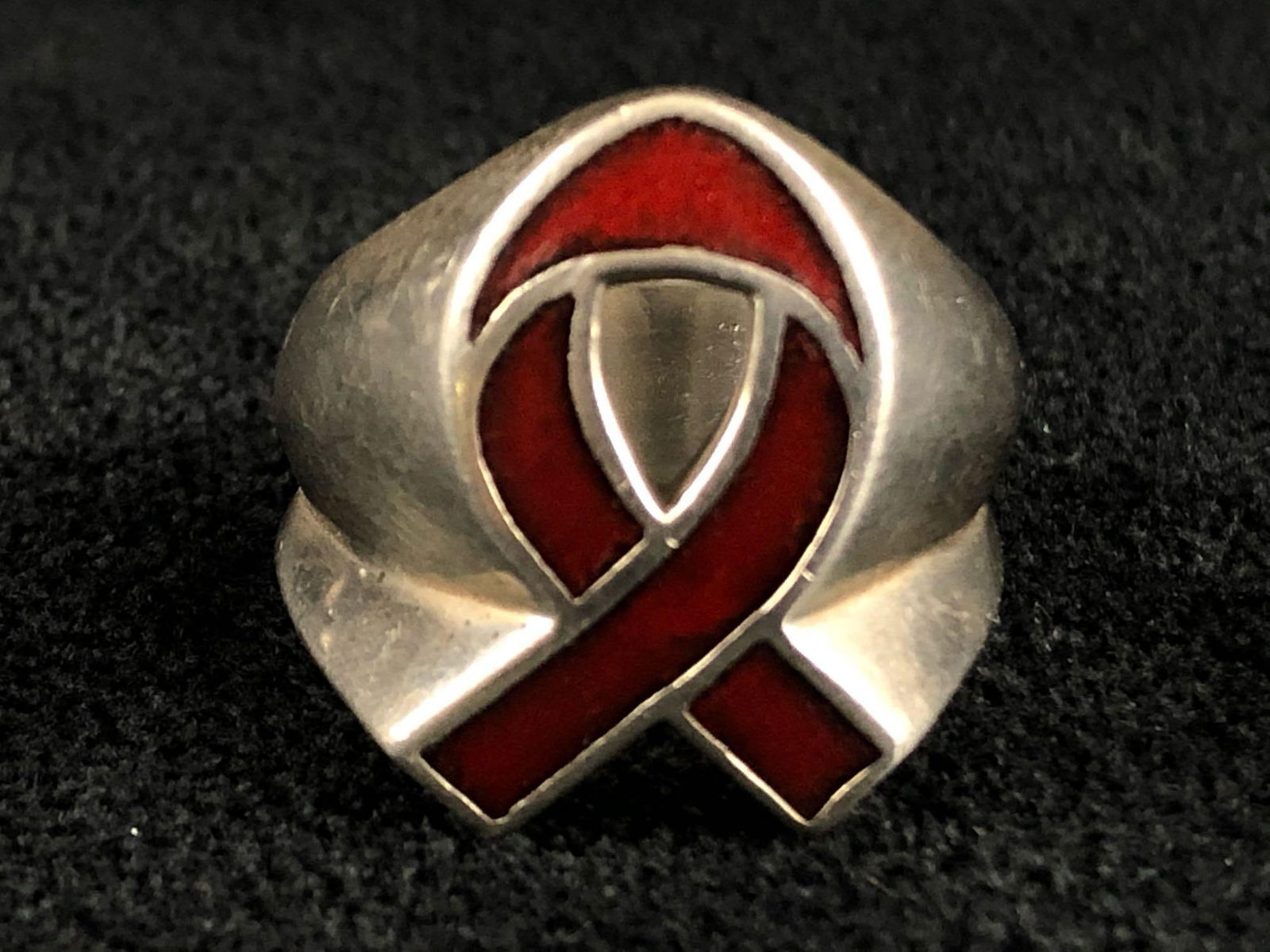 Stunning Custom Made AIDS /HIV Awareness Sterling Silver Red Coral Inlay Ribbon Ring Size 12 (1 of 9)