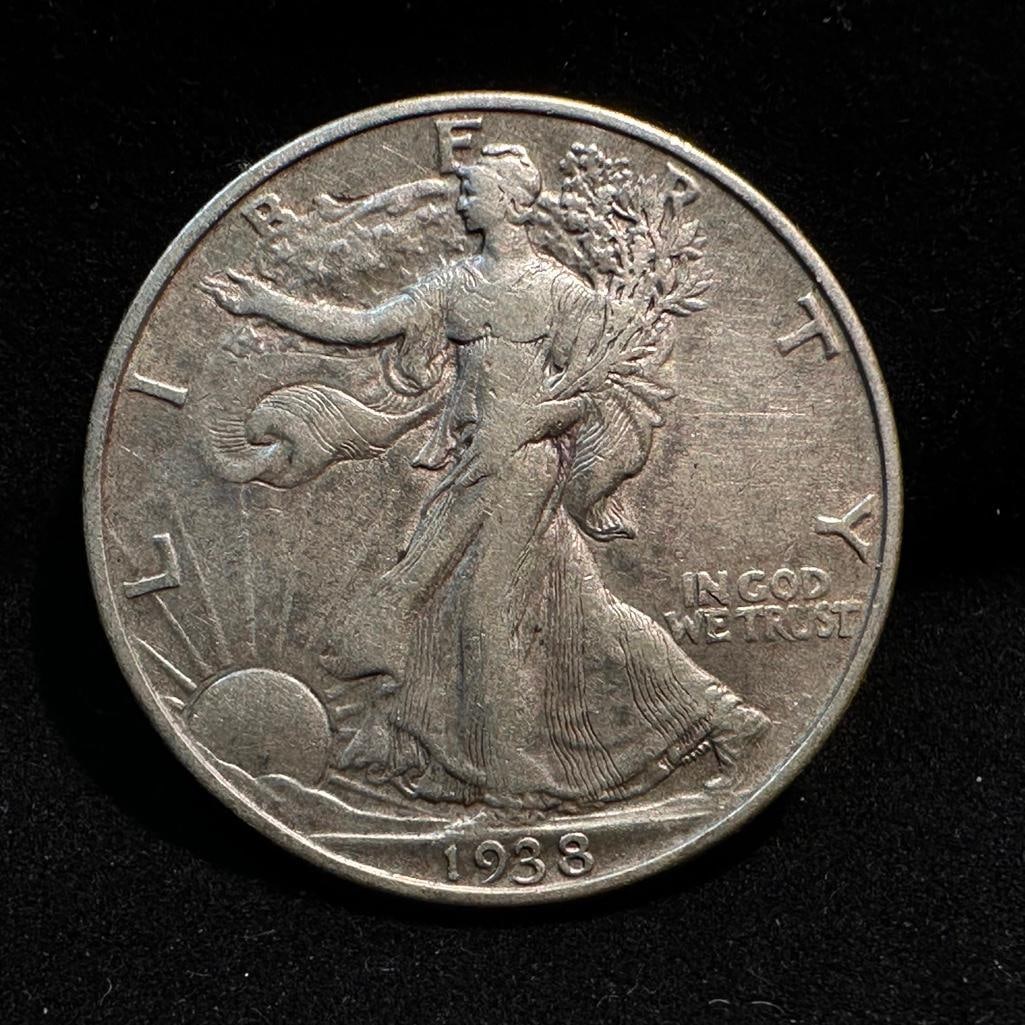 1933 P Walking Liberty Silver Half Dollar (1 of 2)
