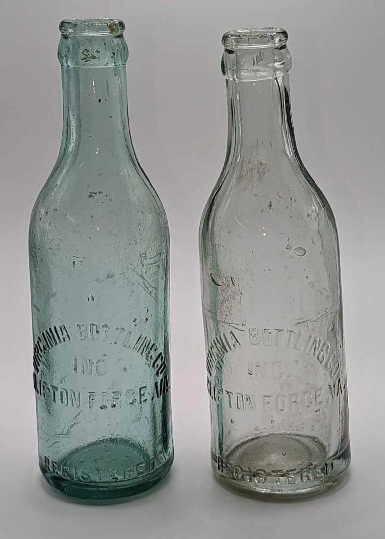 2 Vintage Virginia Bottling Co Glass Bottles (1 of 7)