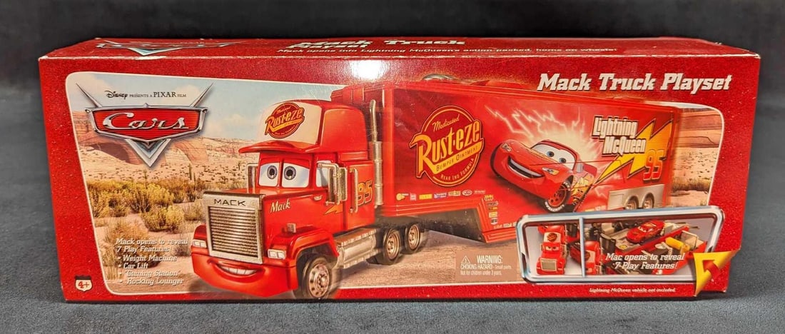 Disney Pixar Cars Mack Truck Playset RARE NEW NIB (1 of 6)