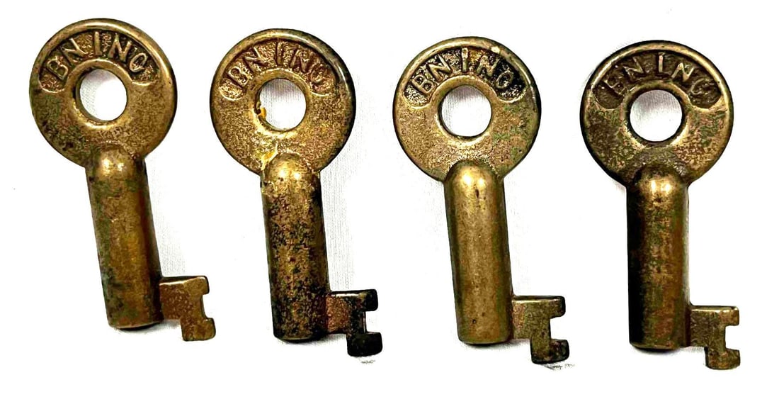 Four Vintage Brass Railroad Keys BN INC (1) (1 of 7)