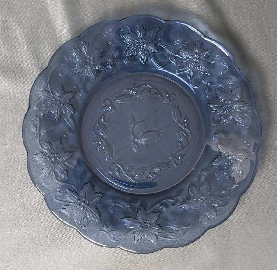 Blue Glass plate with Flowers (1 of 2)