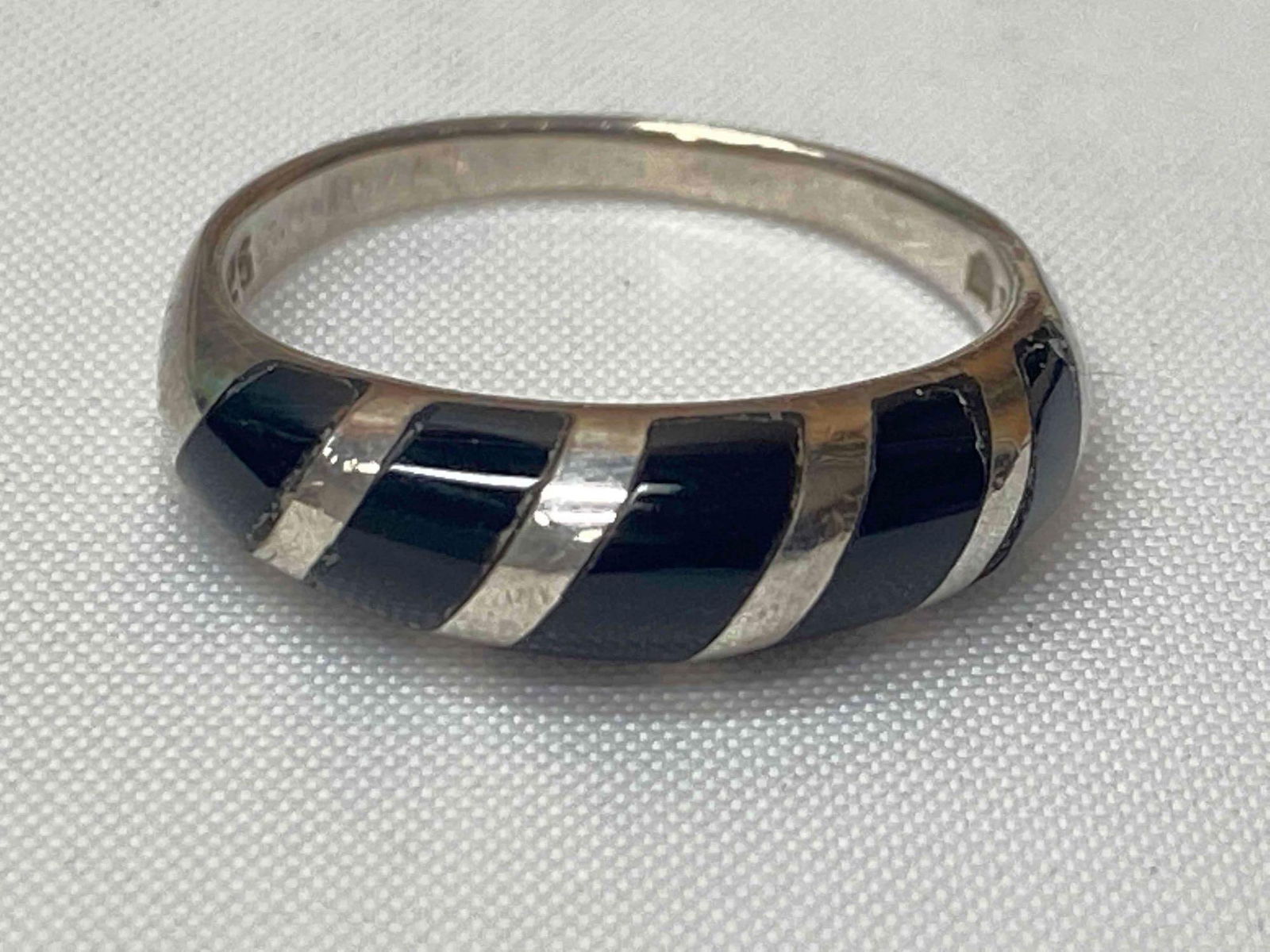 Vintage Sterling & Onyx Ring (1 of 4)
