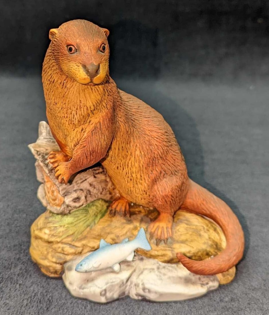 Andrea By Sadek Porcelain Otter Figurine (1 of 6)