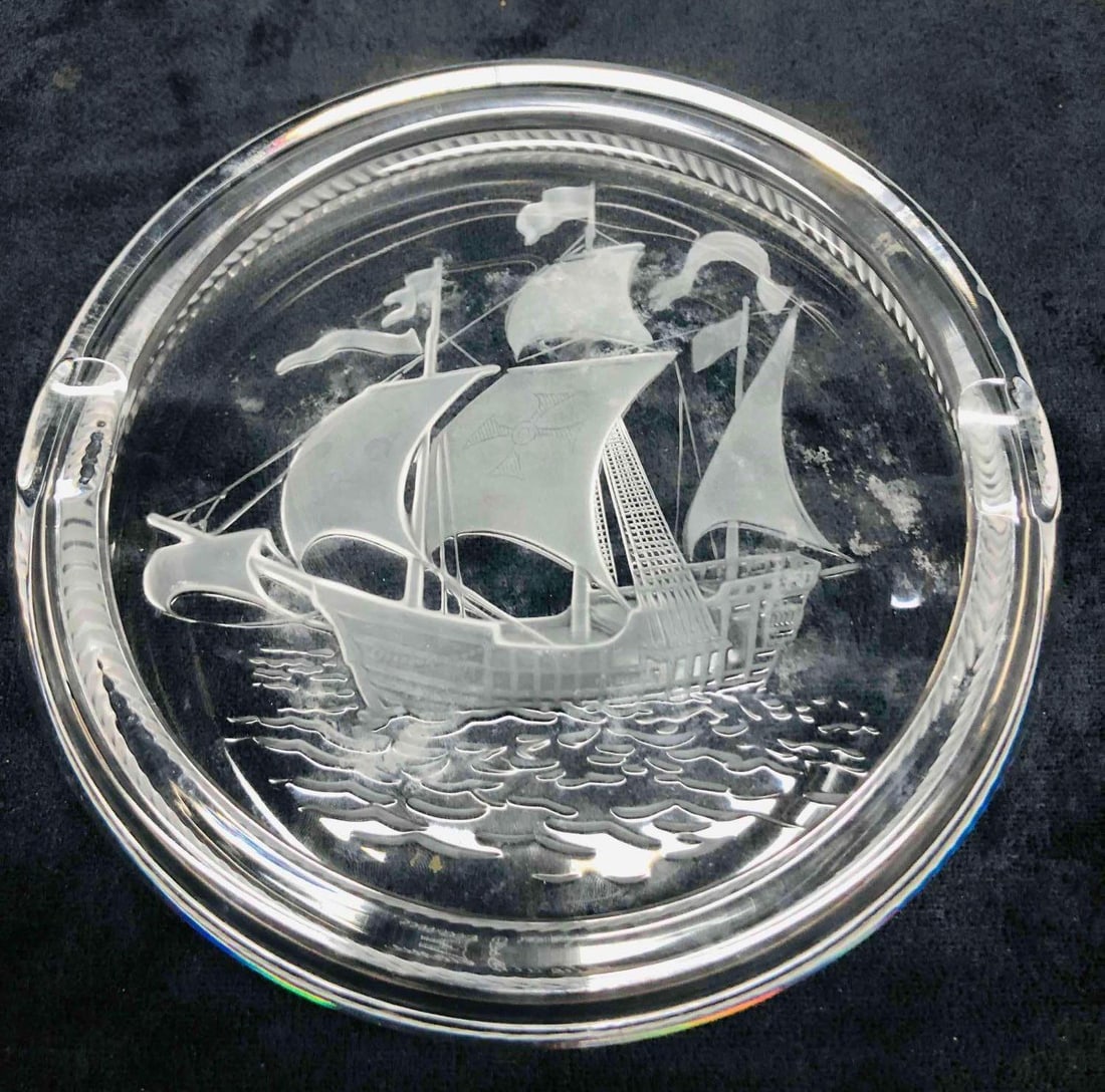 Lalique Signed Vinatage Crystal Ashtray With Sail Boat (1 of 6)