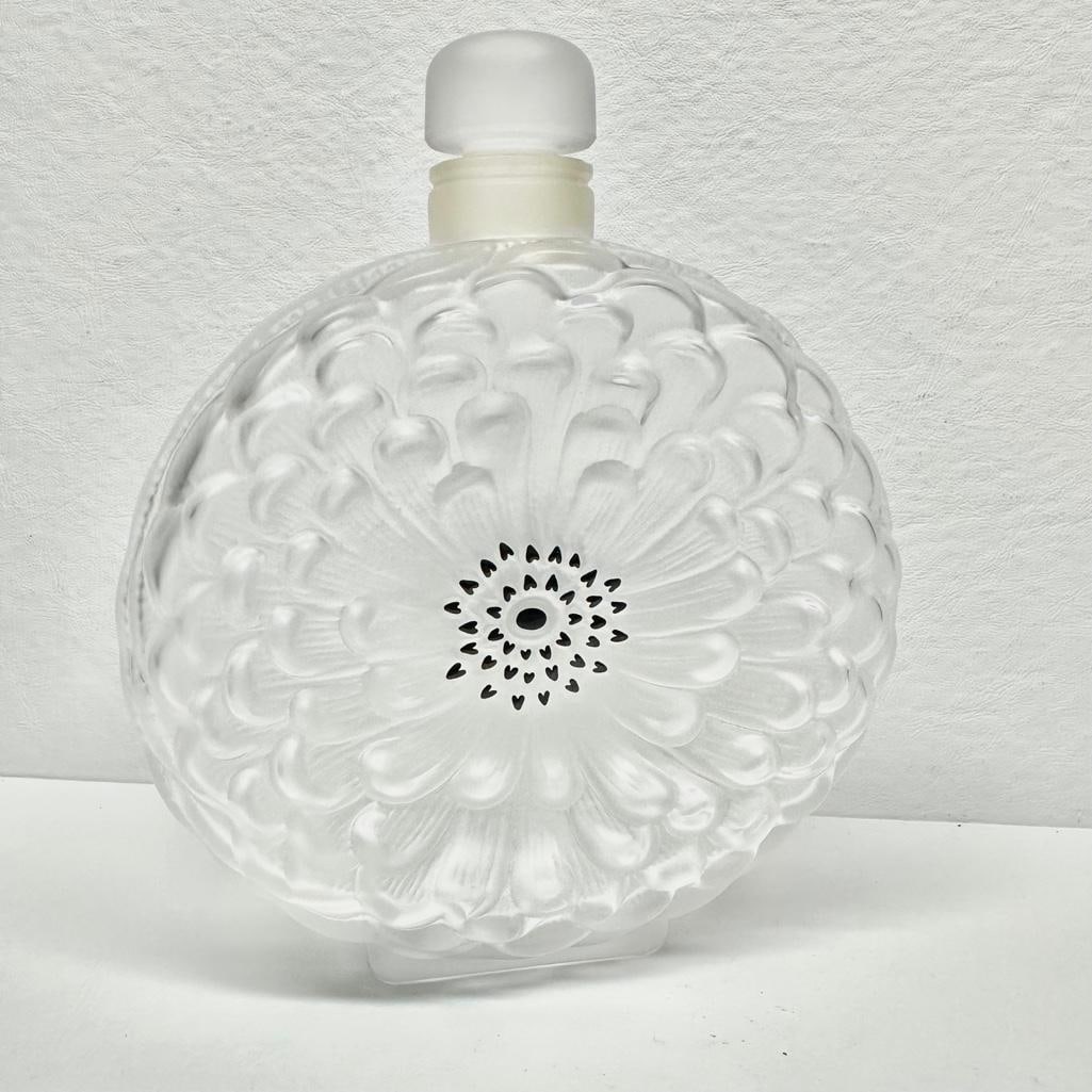 Lalique Dahlia Decanter Auction