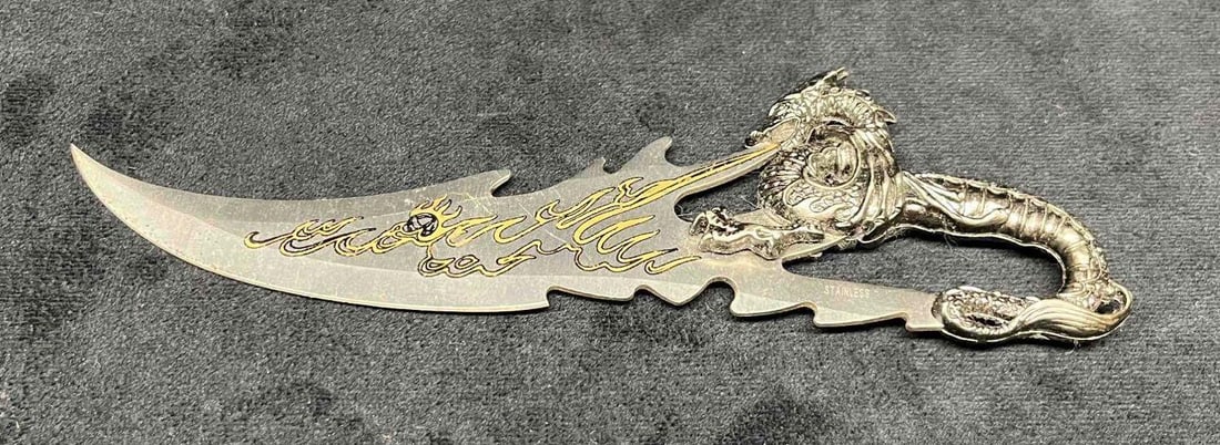Fantasy Yellow Fire Breathing Dragon Knife Stainless Made In China (1 of 10)