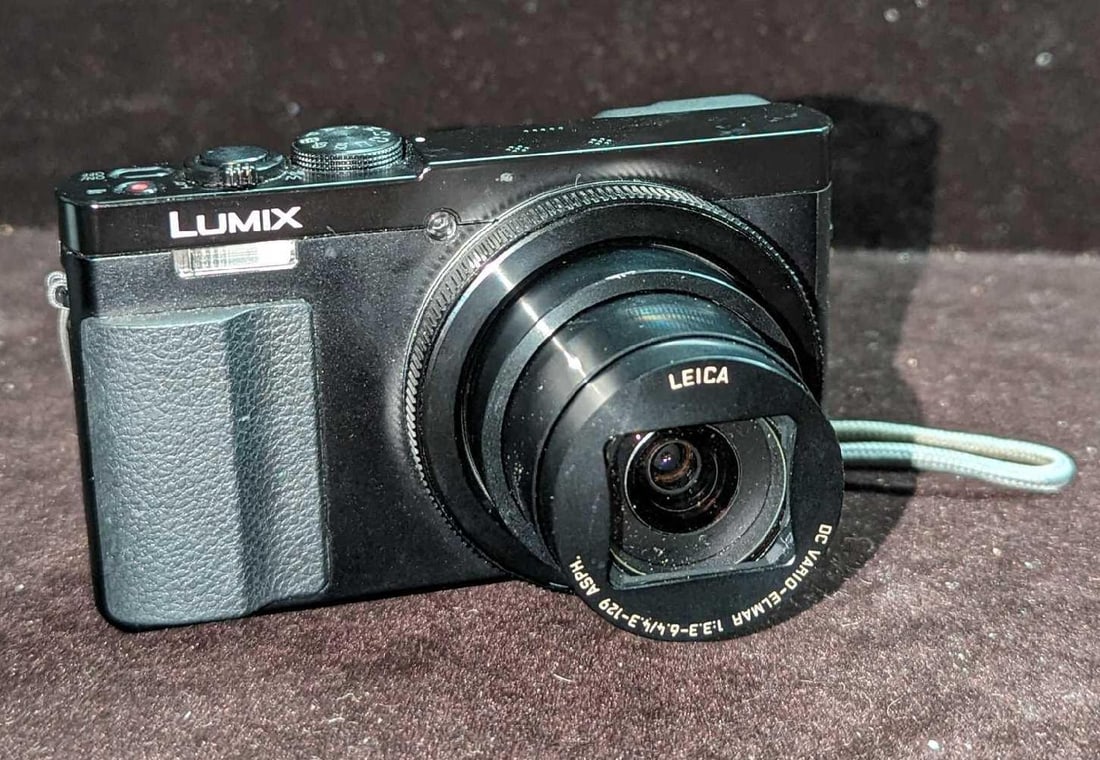 Panasonic Lumix DMC-ZS50 12.1 MP Digital Camera W Case (1 of 10)