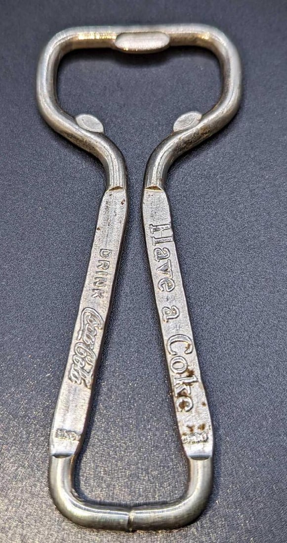 Vintage Coca-Cola Metal Bottle Opener F18 (1 of 4)