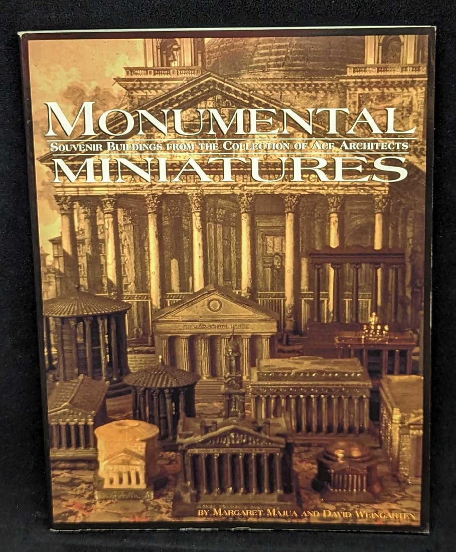 Monumental Miniatures Margaret Majua & David Weingarten (1 of 9)
