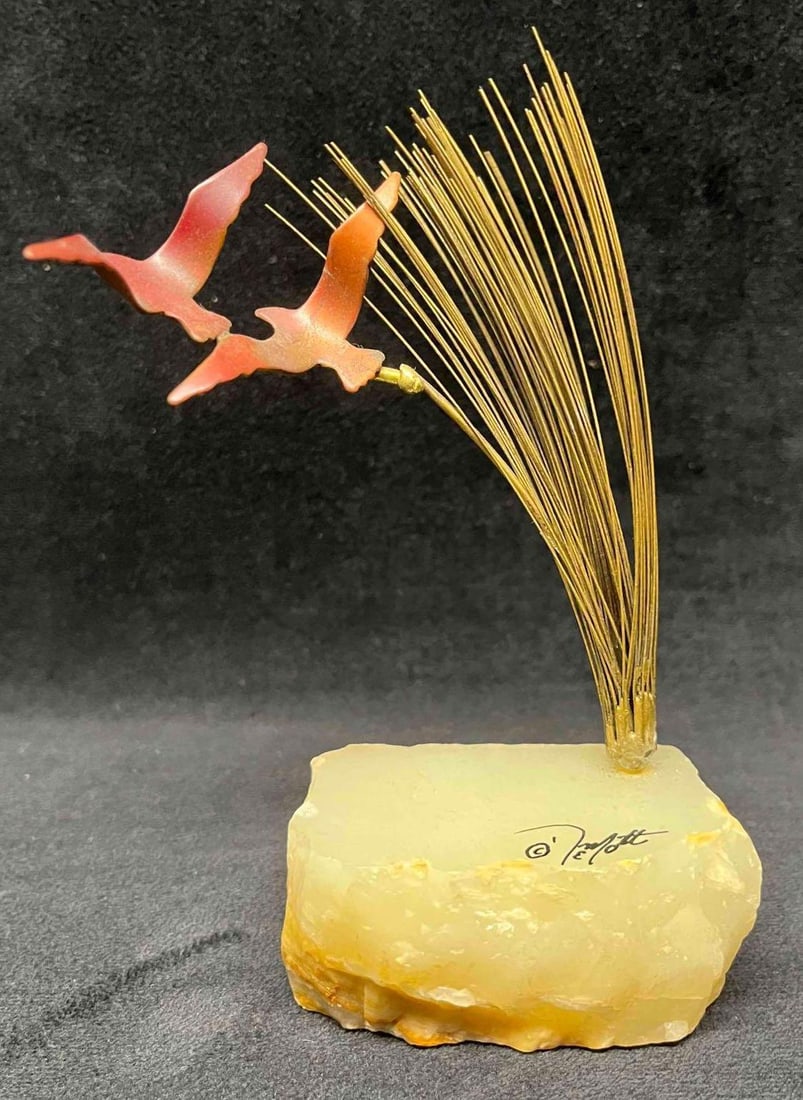 Vintage John DeMott Artist Signed Red Dove Sculpture (1 of 12)