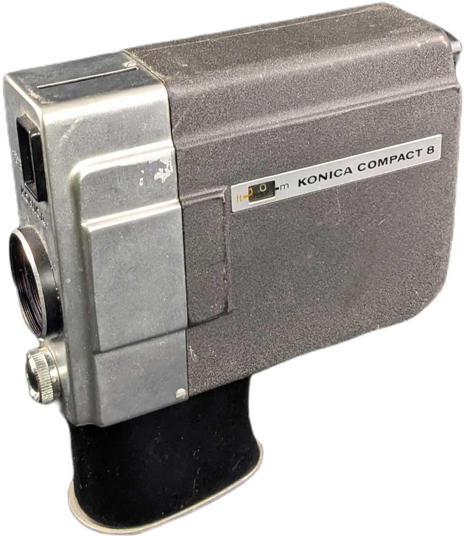 Konica Compact 8 Film Camera (1 of 9)
