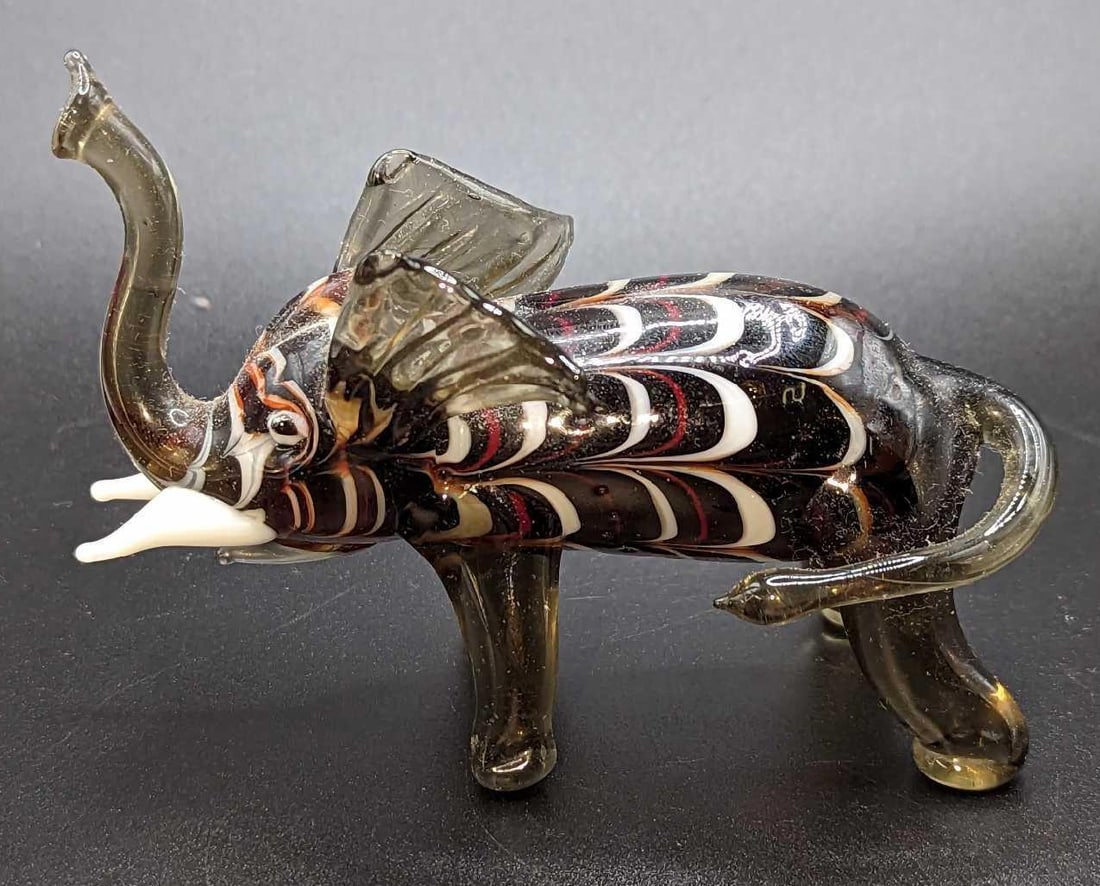 Vintage Fitz & Floyd Art Glass Elephant Figurine (1 of 8)