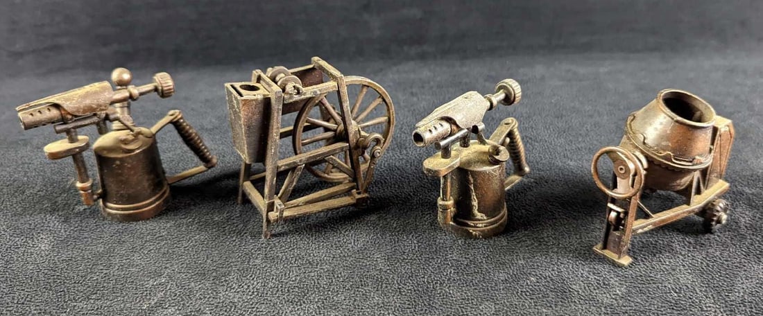 4 Die Cast Play Me Pencil Sharpeners (1 of 10)