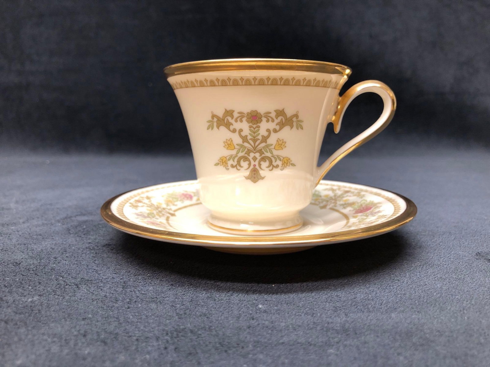 Lenox "Castle Garden" Gold Trim Cup & Saucer (2 pc) (1 of 7)
