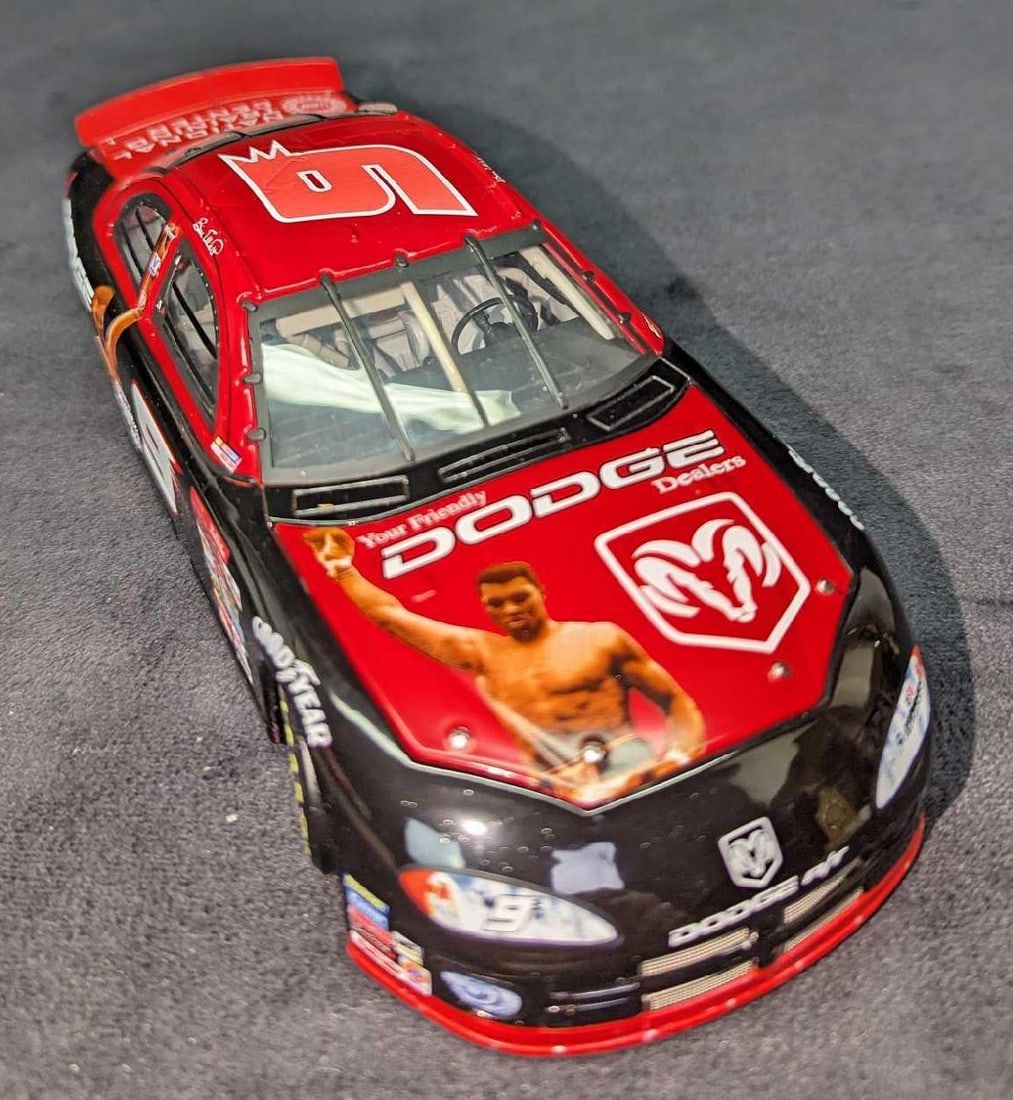 2001 Bill Elliott 1/24th Dodge Muhammad Ali Stock Car: 2001 Bill Elliott 1/24th Dodge Muhammad Ali Stock Car. This was released by Action Performance Companies Inc. and was released in the year 2001. The limited edition die-cast metal car comes in its ori