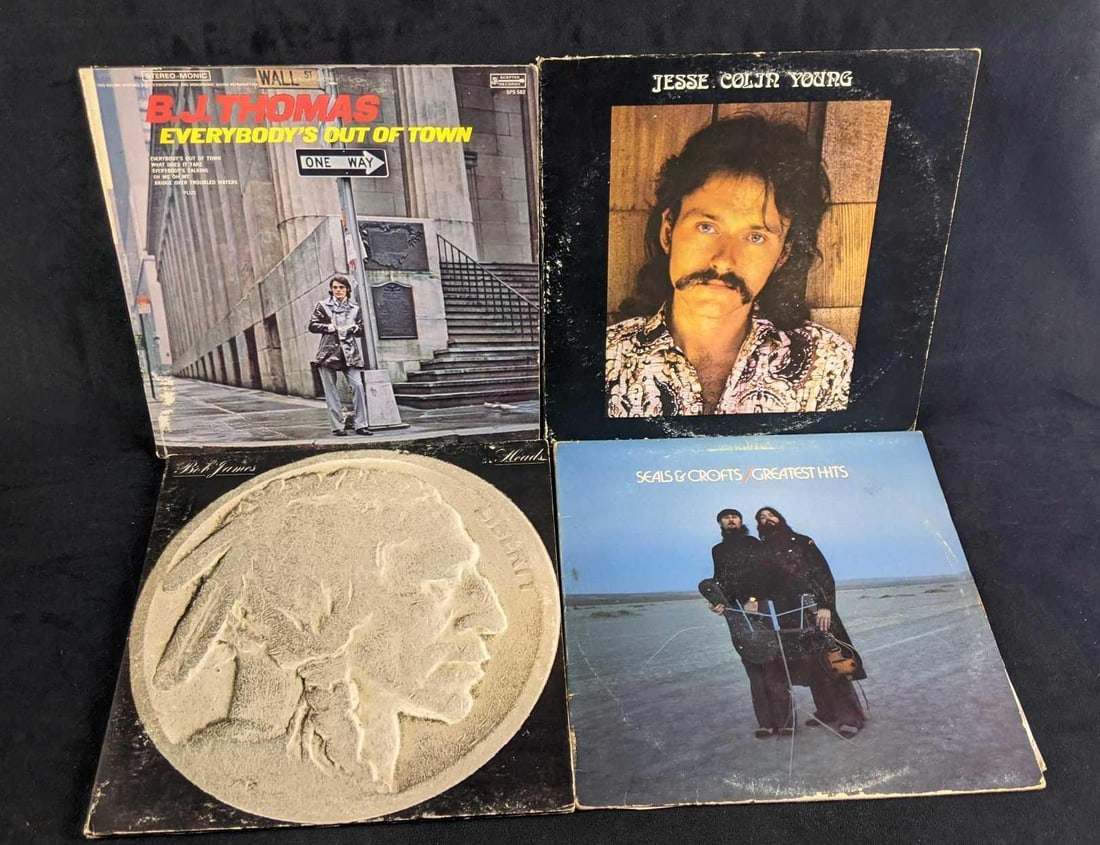 4 Assorted Vintage Vinyl Albums 70s Rock/Jazz (1 of 5)