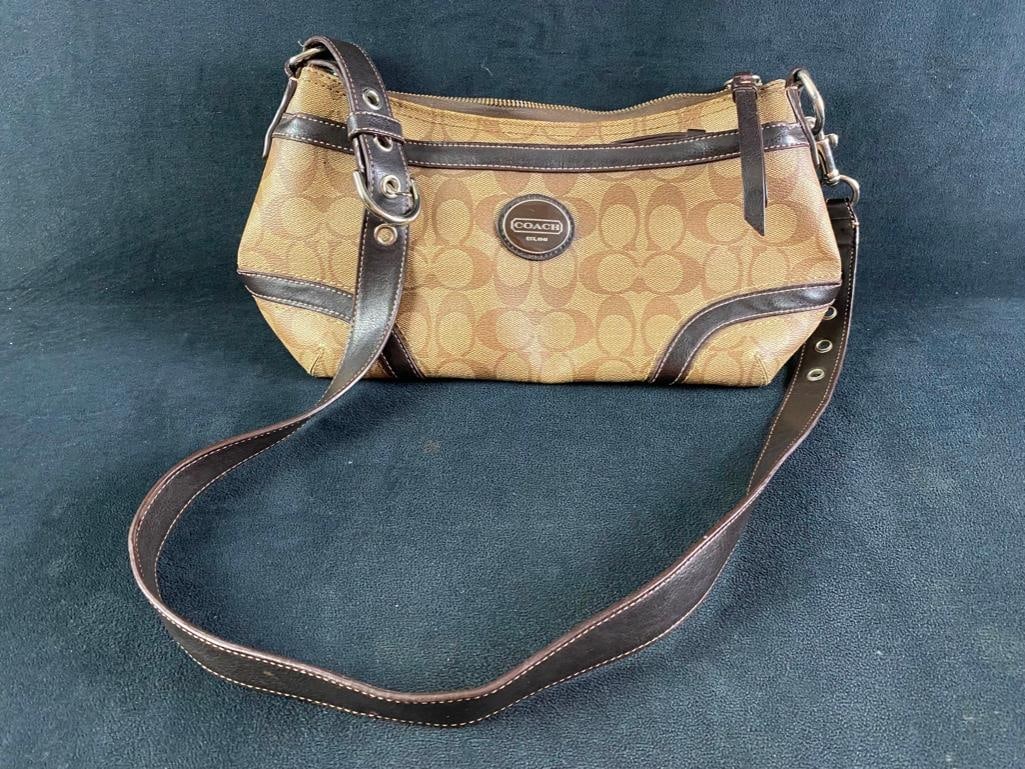Coach F18924 Heritage Purse (1 of 7)