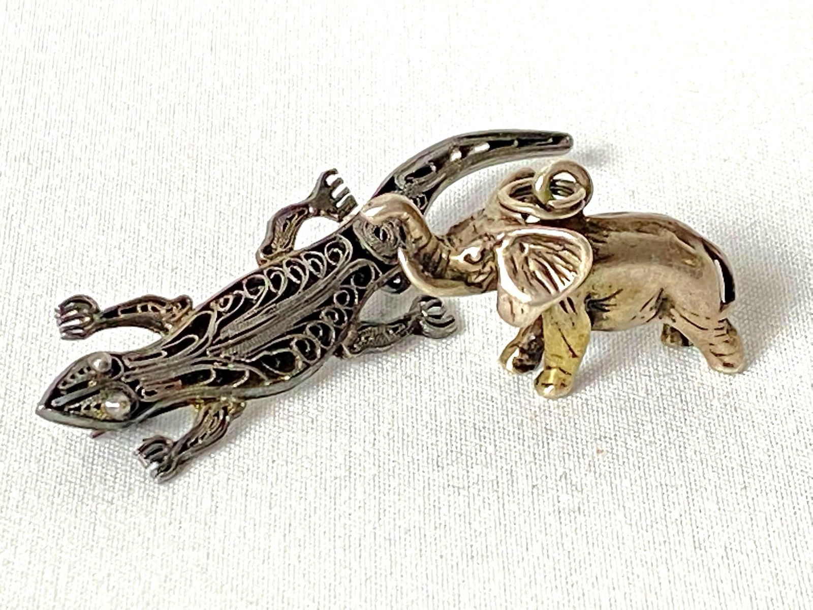 Antique Sterling Silver 3D Elephant & 900 Silver Lizard Pin (1 of 8)