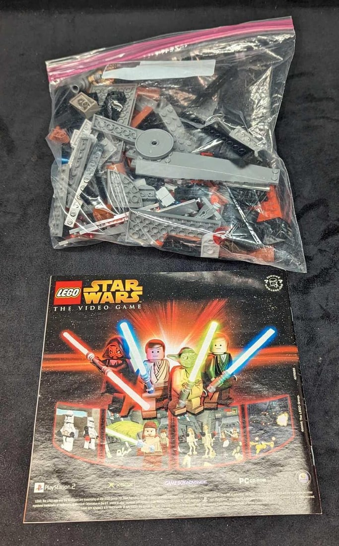Star Wars LEGO 7257: Ultimate Lightsaber Duel Set (1 of 4)