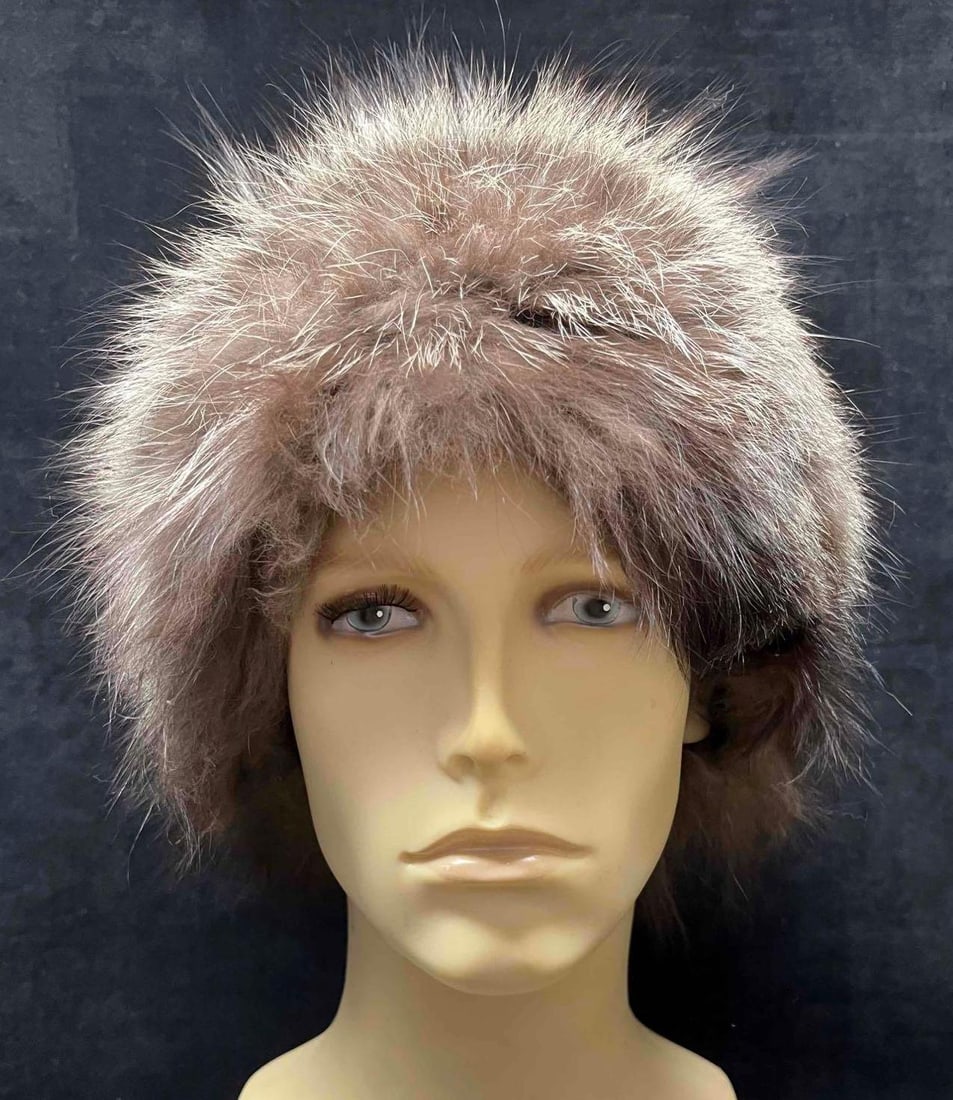Raccoon Fur Hat (K14) (1 of 9)