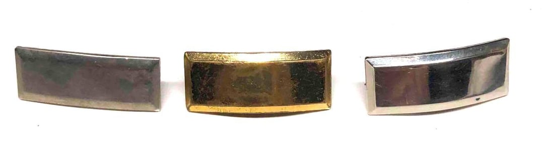 U.S Army Rank Bars Insignia Sterling Silver, Gold Plated, Silver Plated By N.S Meyer Inc. New York: This lot contains 3 pins one sterling silver, one gold plated, and one silver plated. Made by N.S Meyer Inc. New York. N.S Meyer Inc. was an Army and Navy equipment store that operated from 1906 to ab