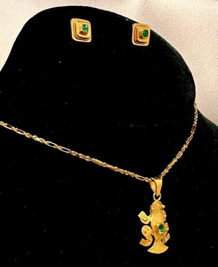 18k Gold Emerald Pendant & Earrings W/ 14k Chain (1 of 4)