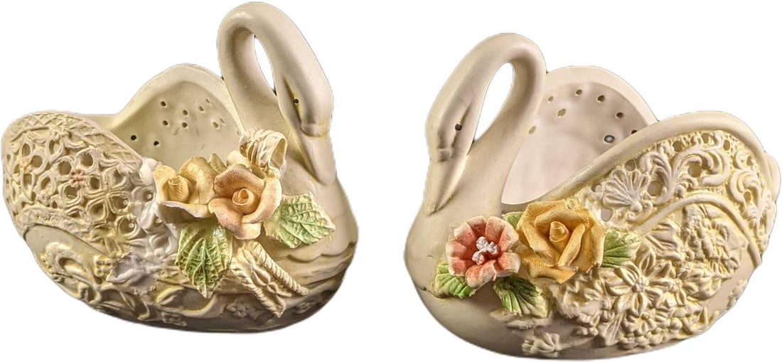 Two Vintage Ceramic Swan Small Planter Pod Vases (1 of 9)