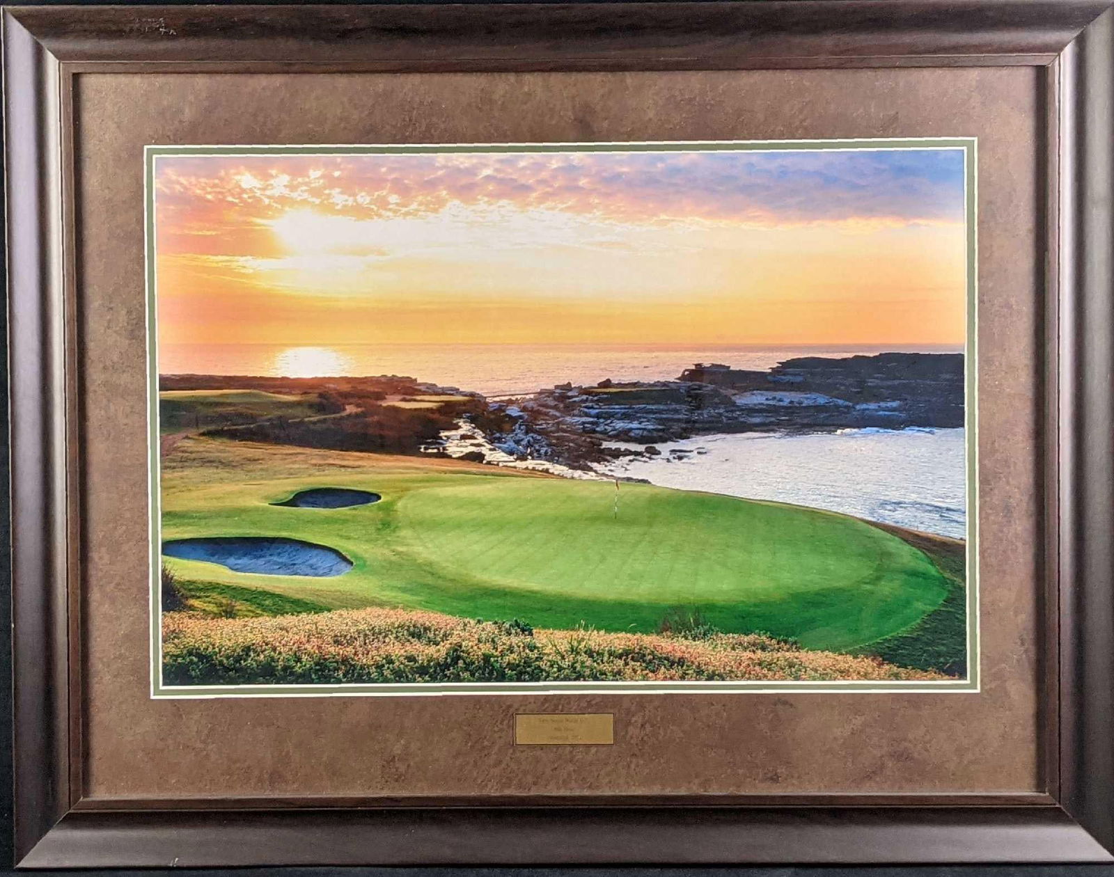 Framed New South Wales 6th Hole Golf Photograph: Here is a professionally shot image of the 6th Hole at the New South Wales Golf Club in Australia that was taken in the year 2012. No photographer was credited for the piece. The framed photo is appro